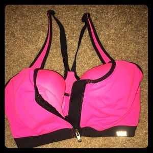 VSX Sport front close-zip bra